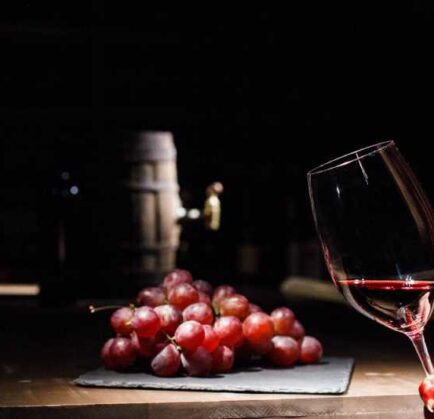 Scopri la Sicilia autentica con Hotel Pomara: un viaggio tra i vigneti e i sapori locali